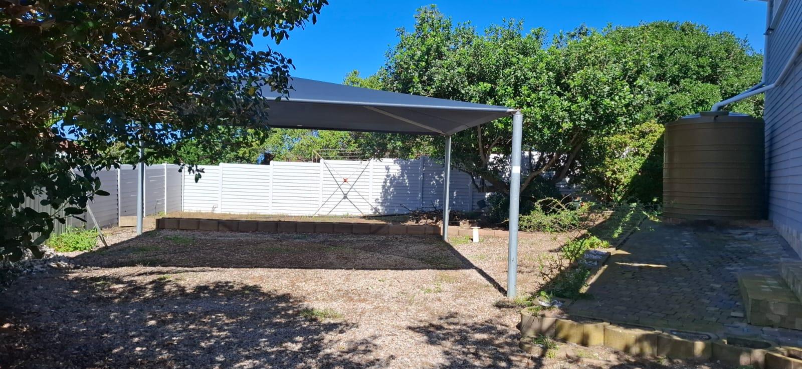 Image 4 of 6