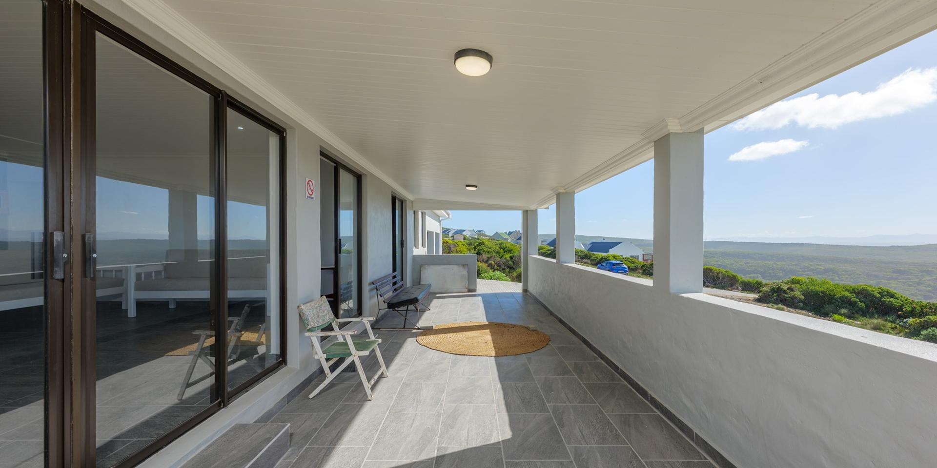 Image 4 of 6