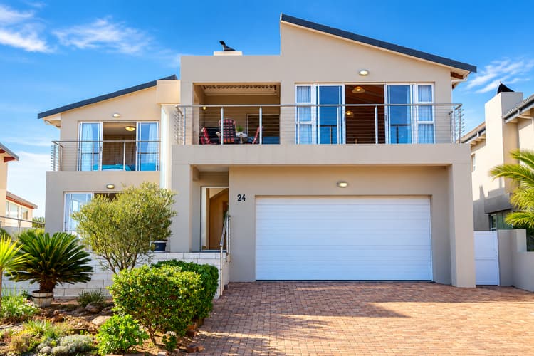 Main property image