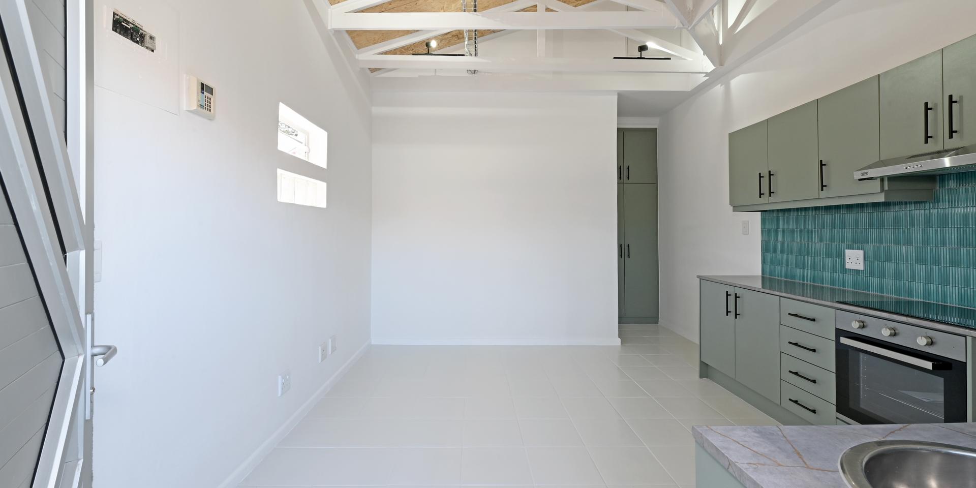 Image 5 of 6