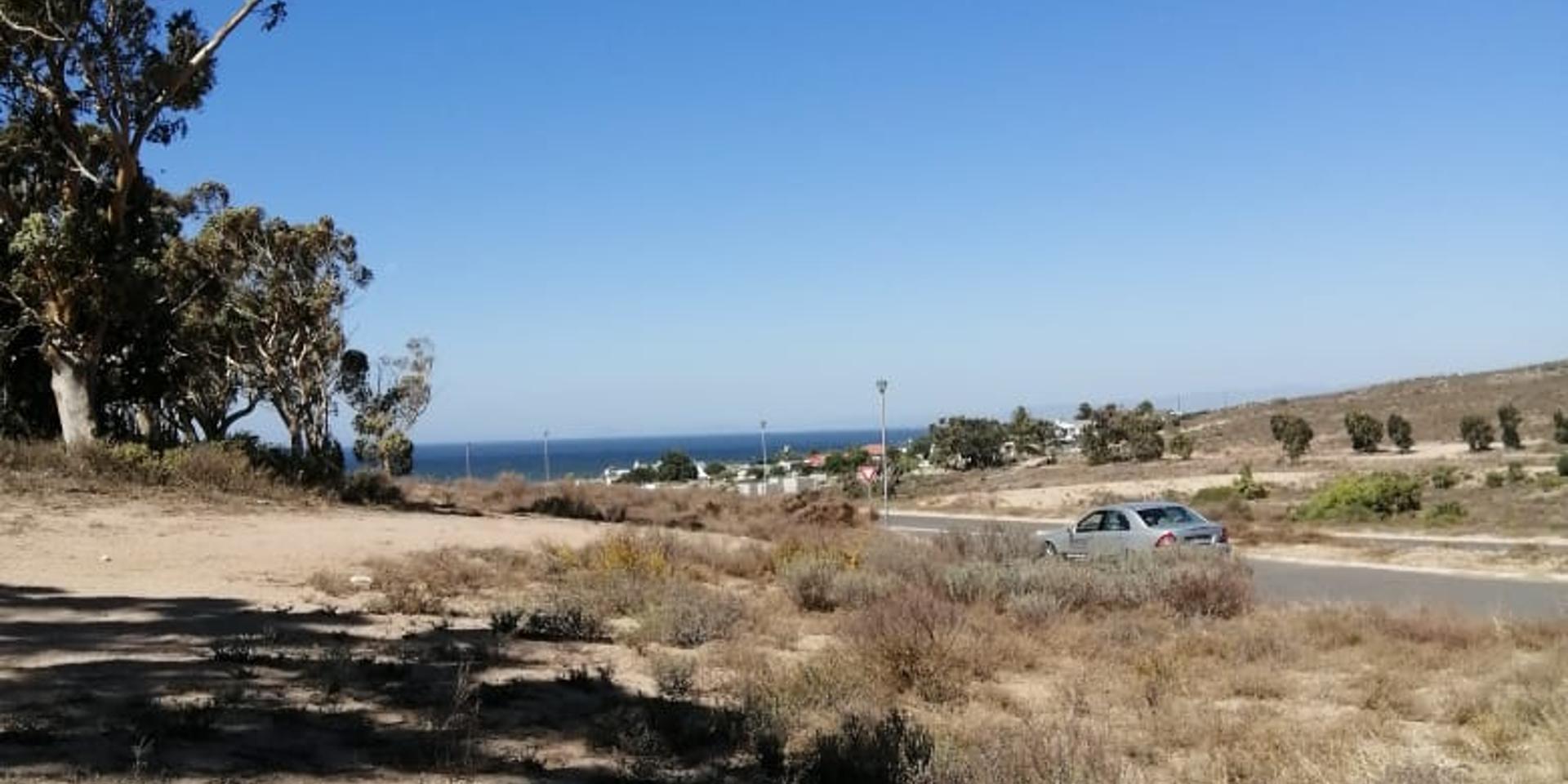 Image 4 of 6