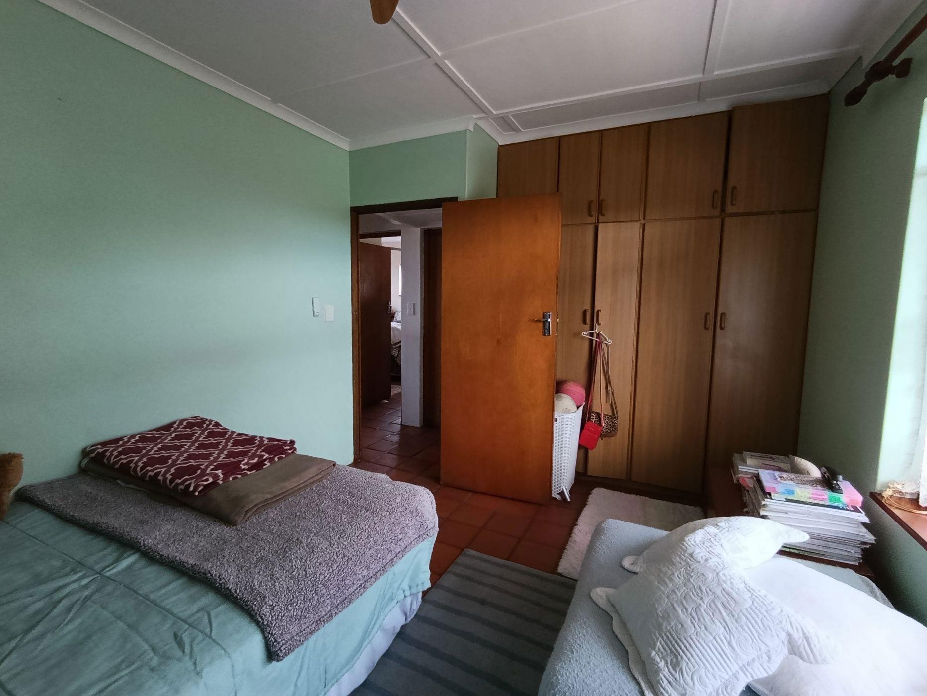 Image 12