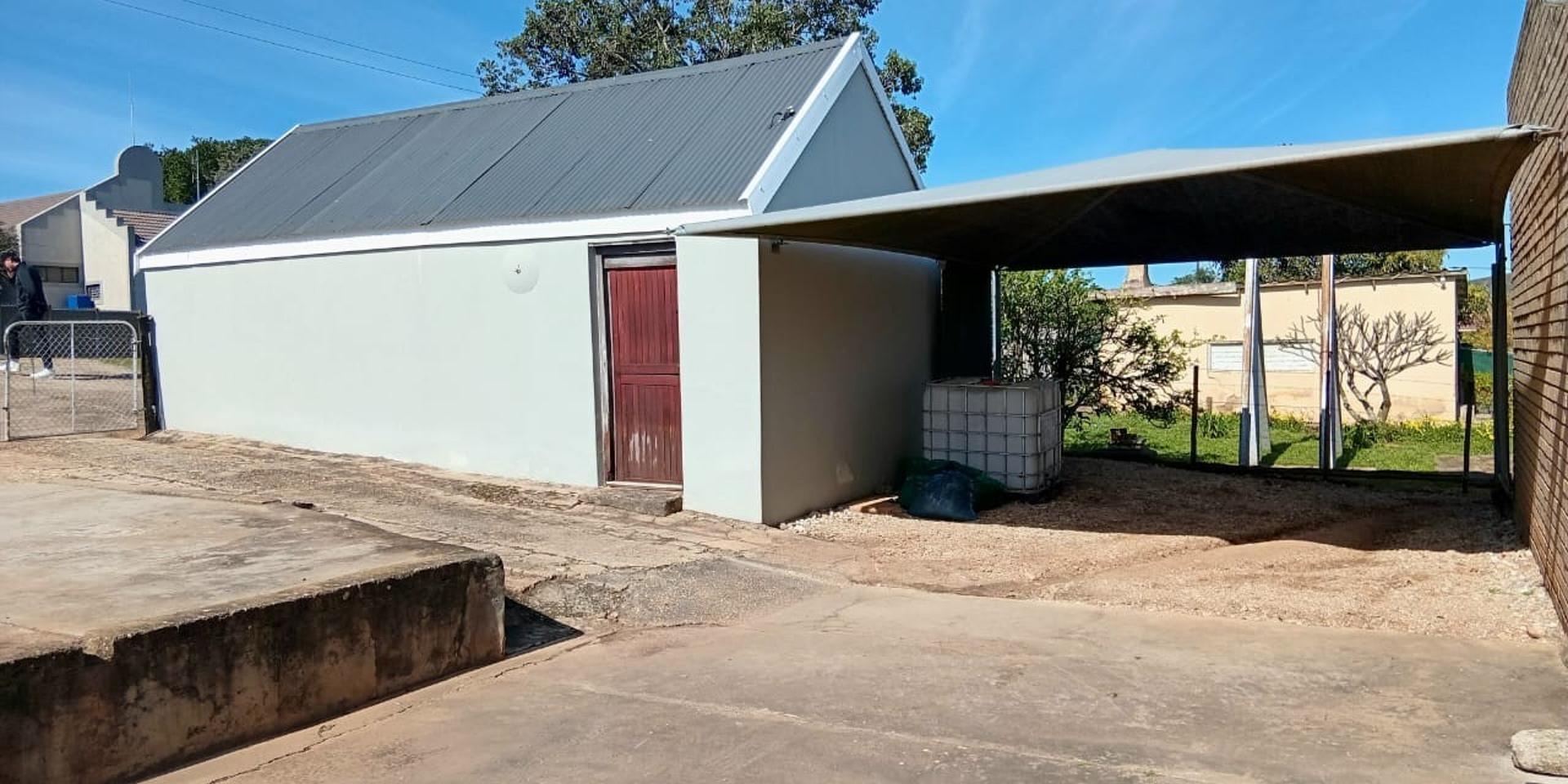 Image 4 of 6