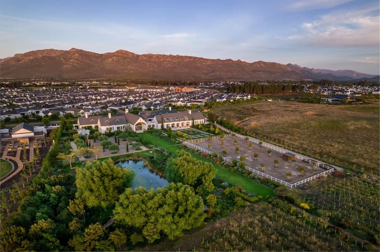 Main property image