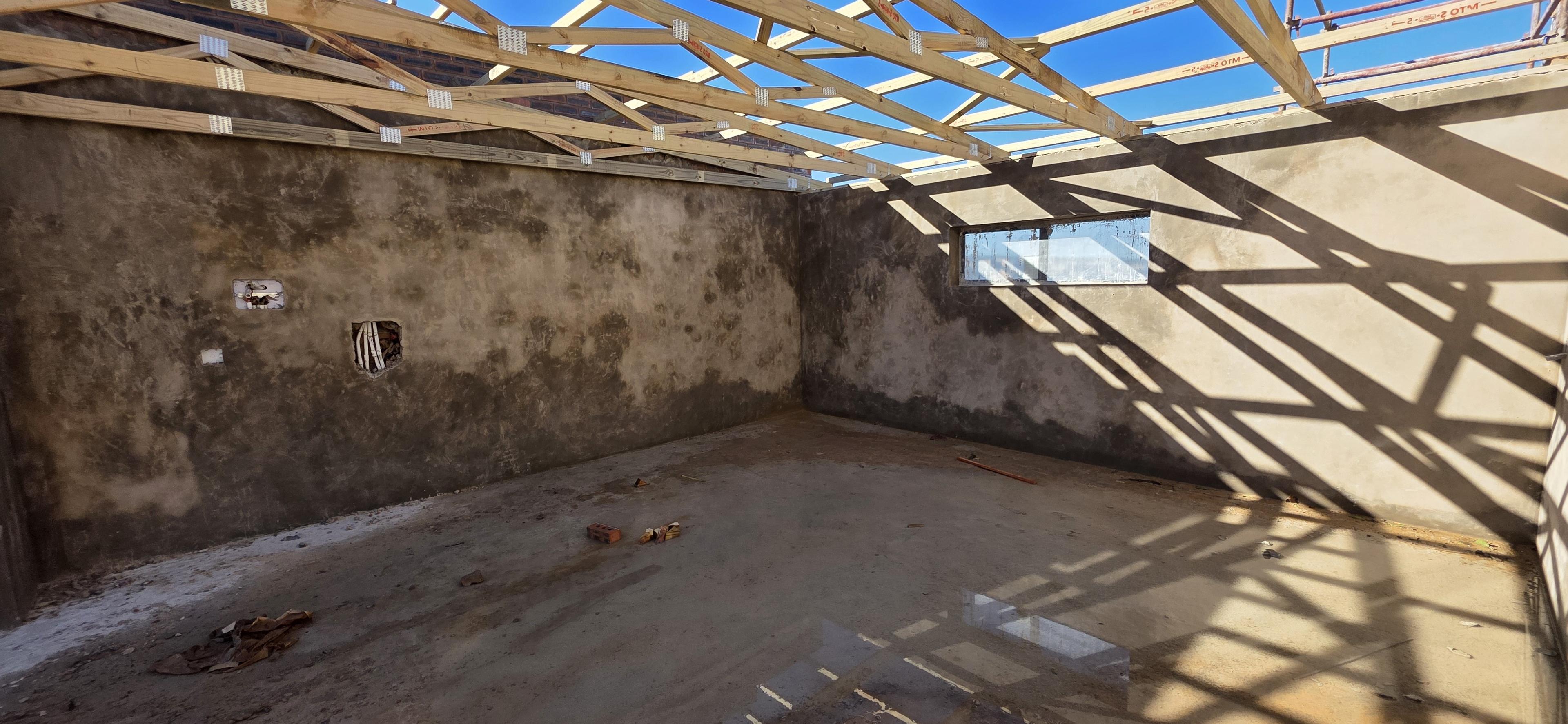 Image 2 of 6