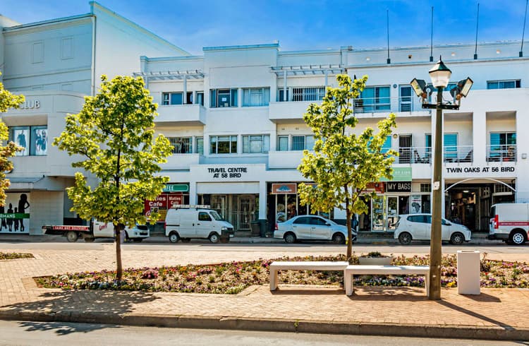 Main property image