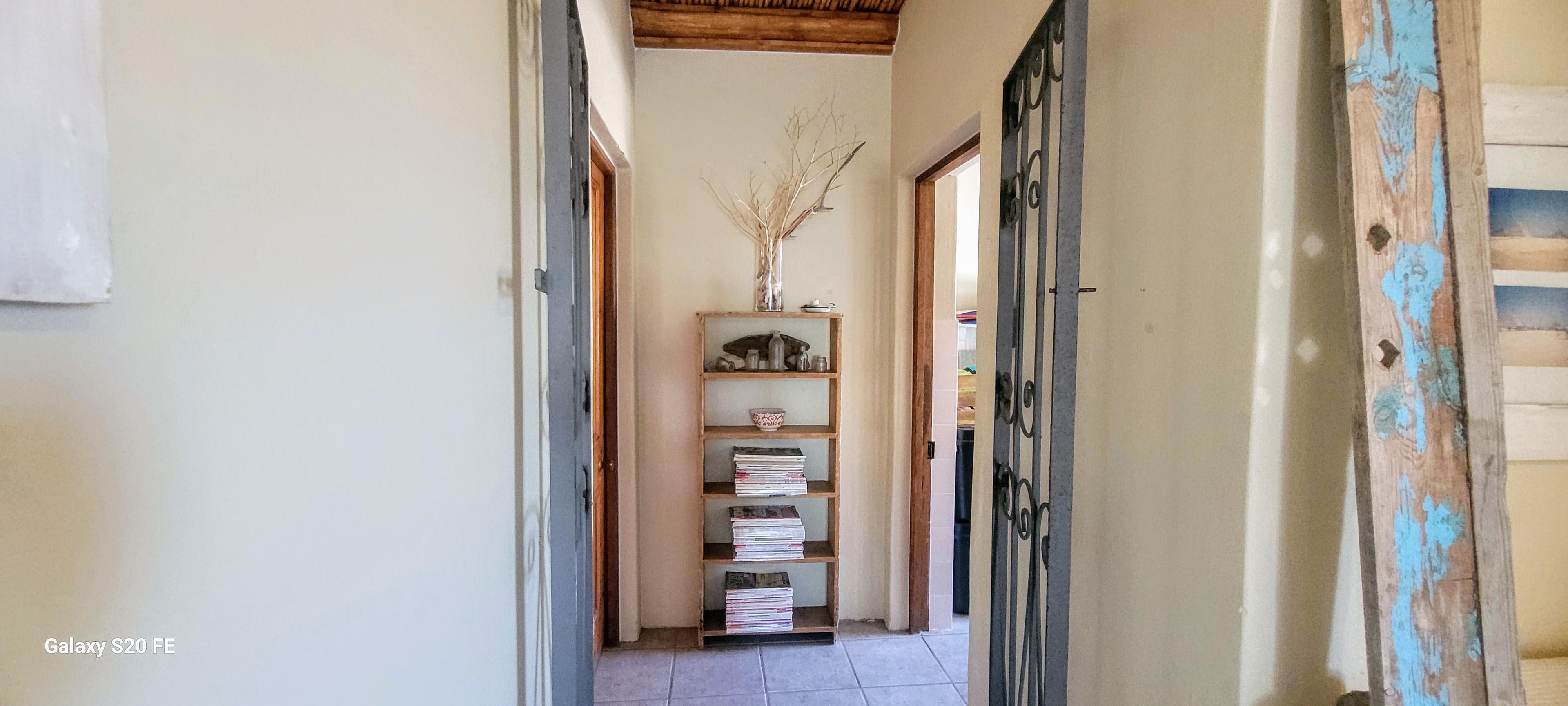 Image 4 of 6