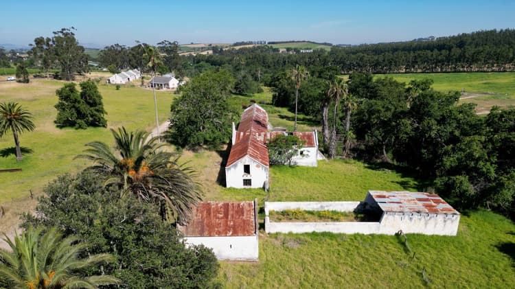 Main property image