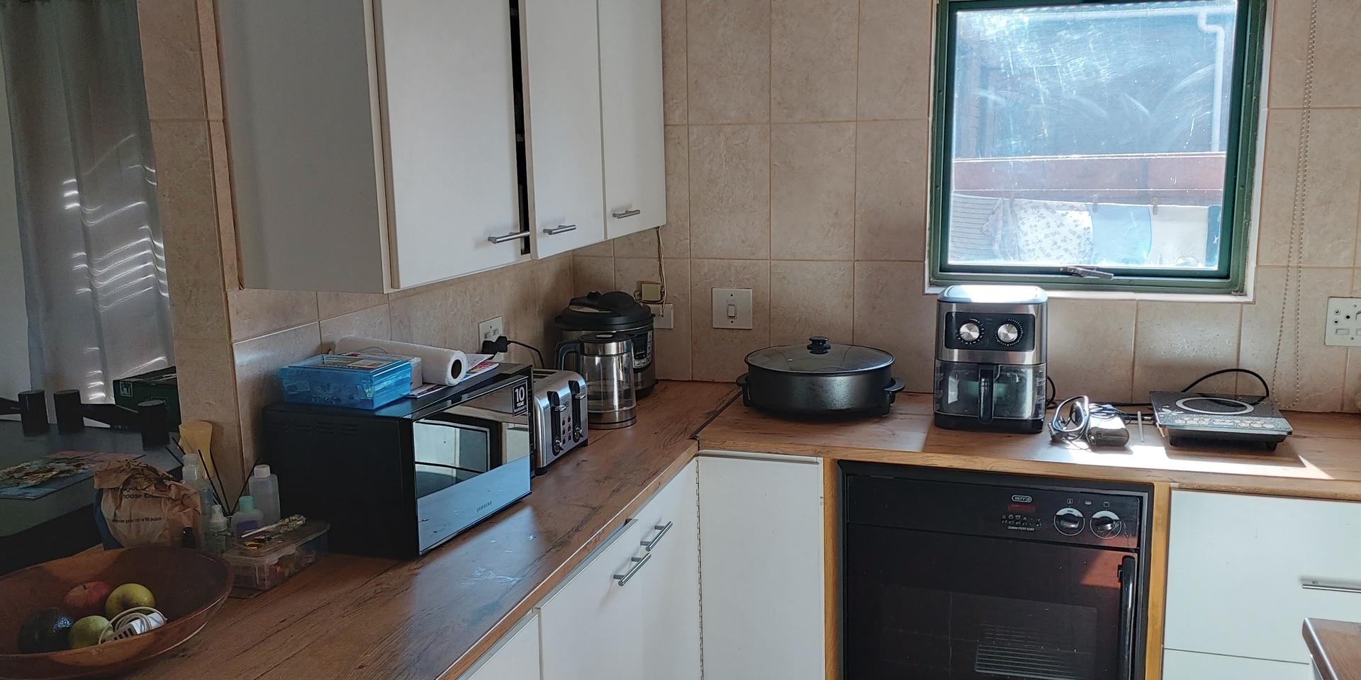 Image 5 of 6
