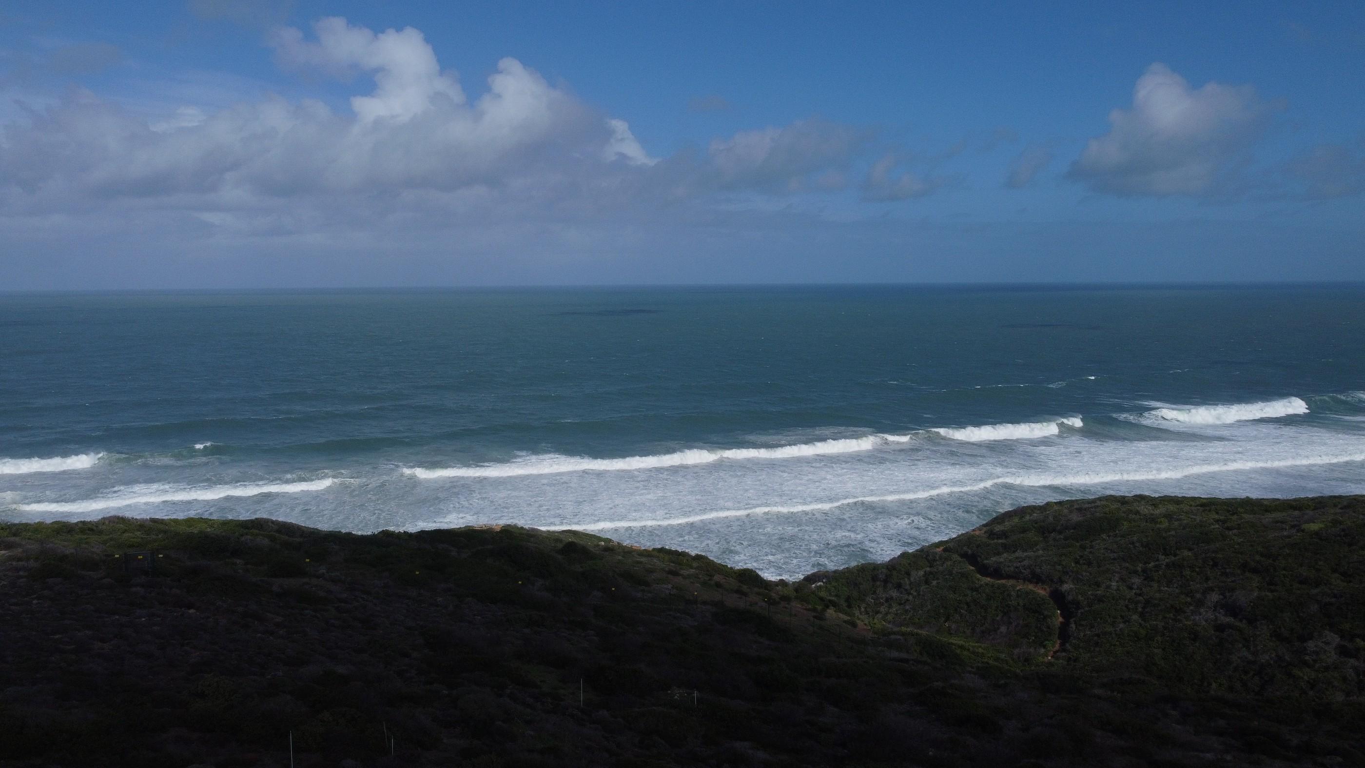 Image 2 of 6