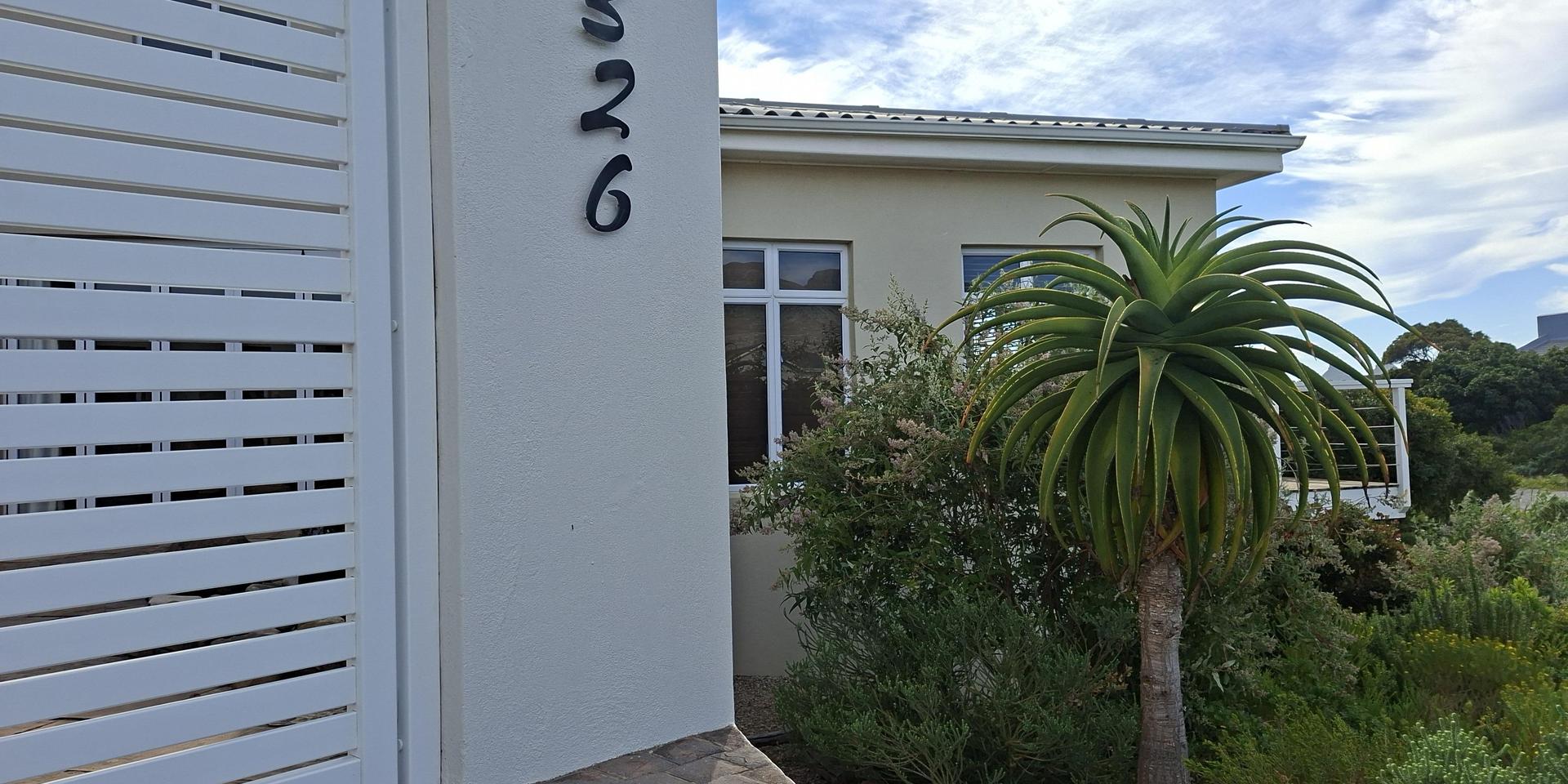 Image 3 of 6