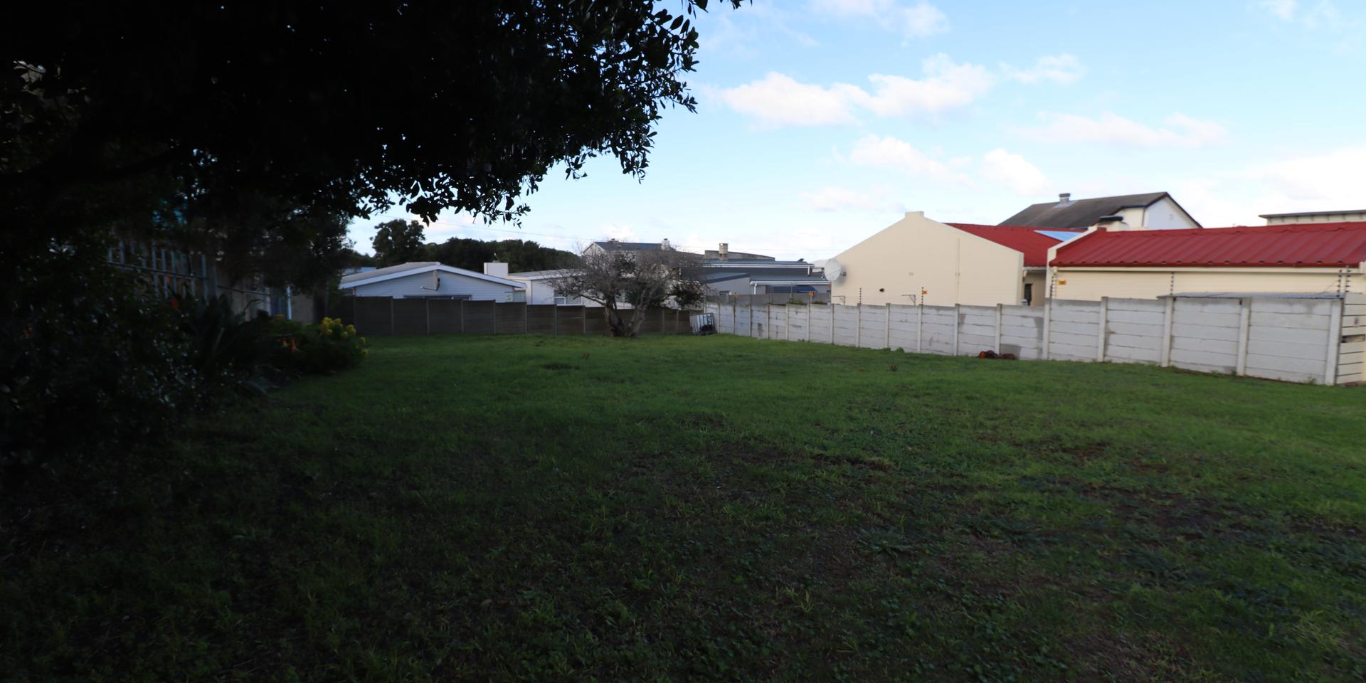 Image 3 of 6