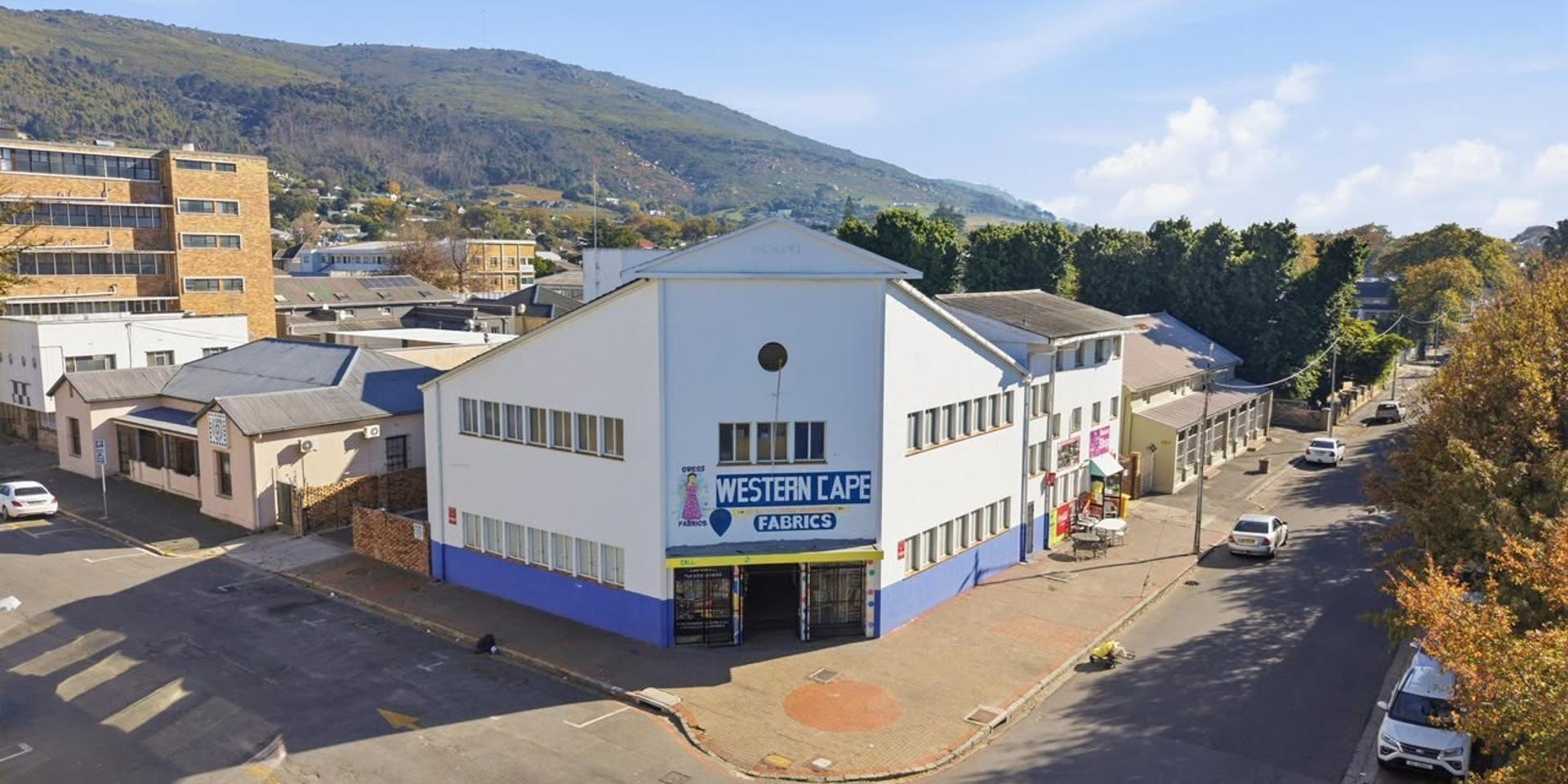 Image 3 of 6