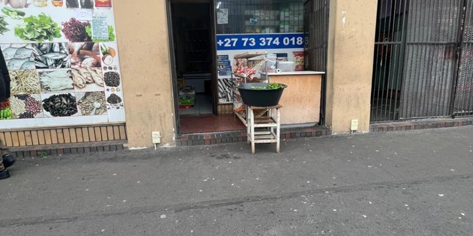 Image 2 of 6