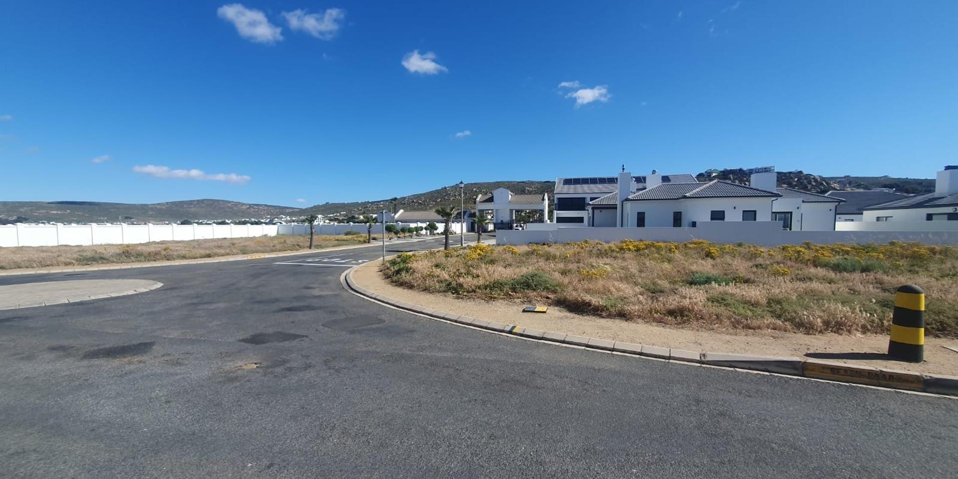 Image 2 of 6