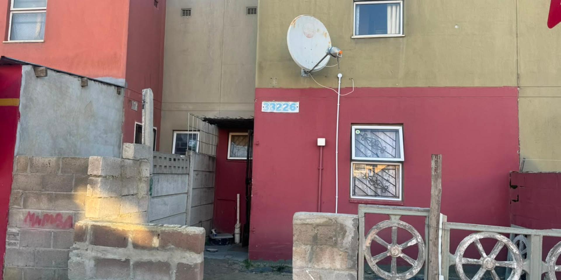 Image 1 of 6
