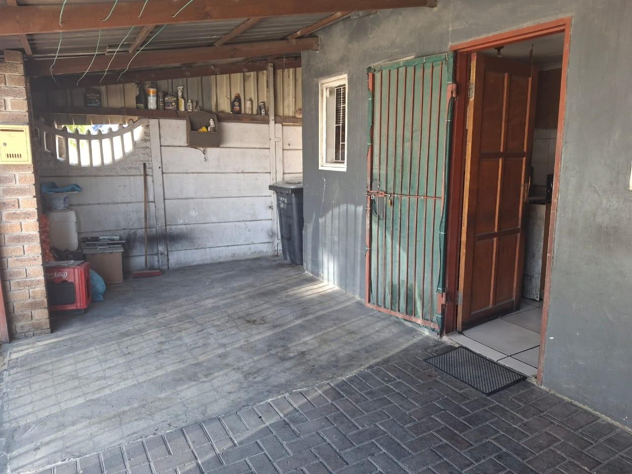 Image 12