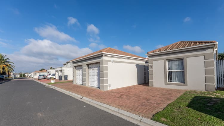 Main property image