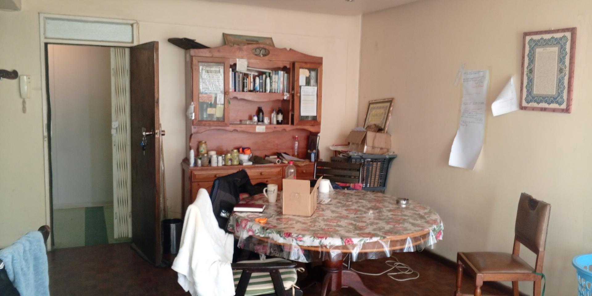 Image 5 of 6