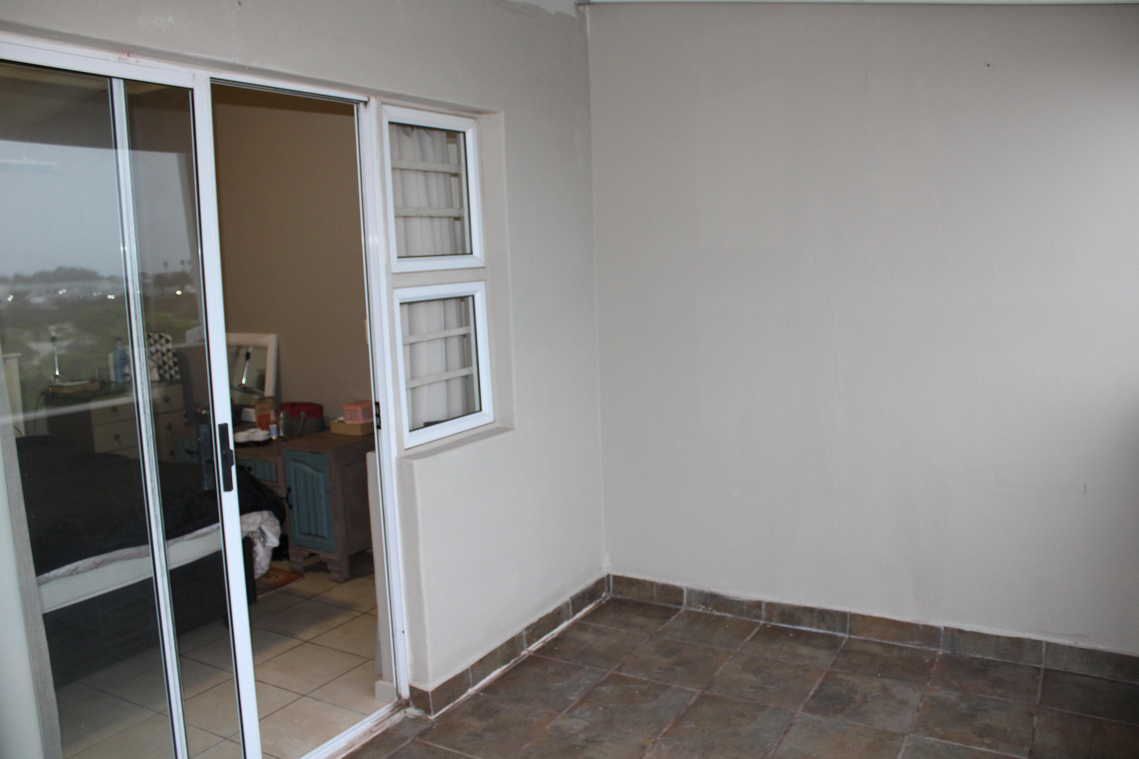 Image 5 of 6