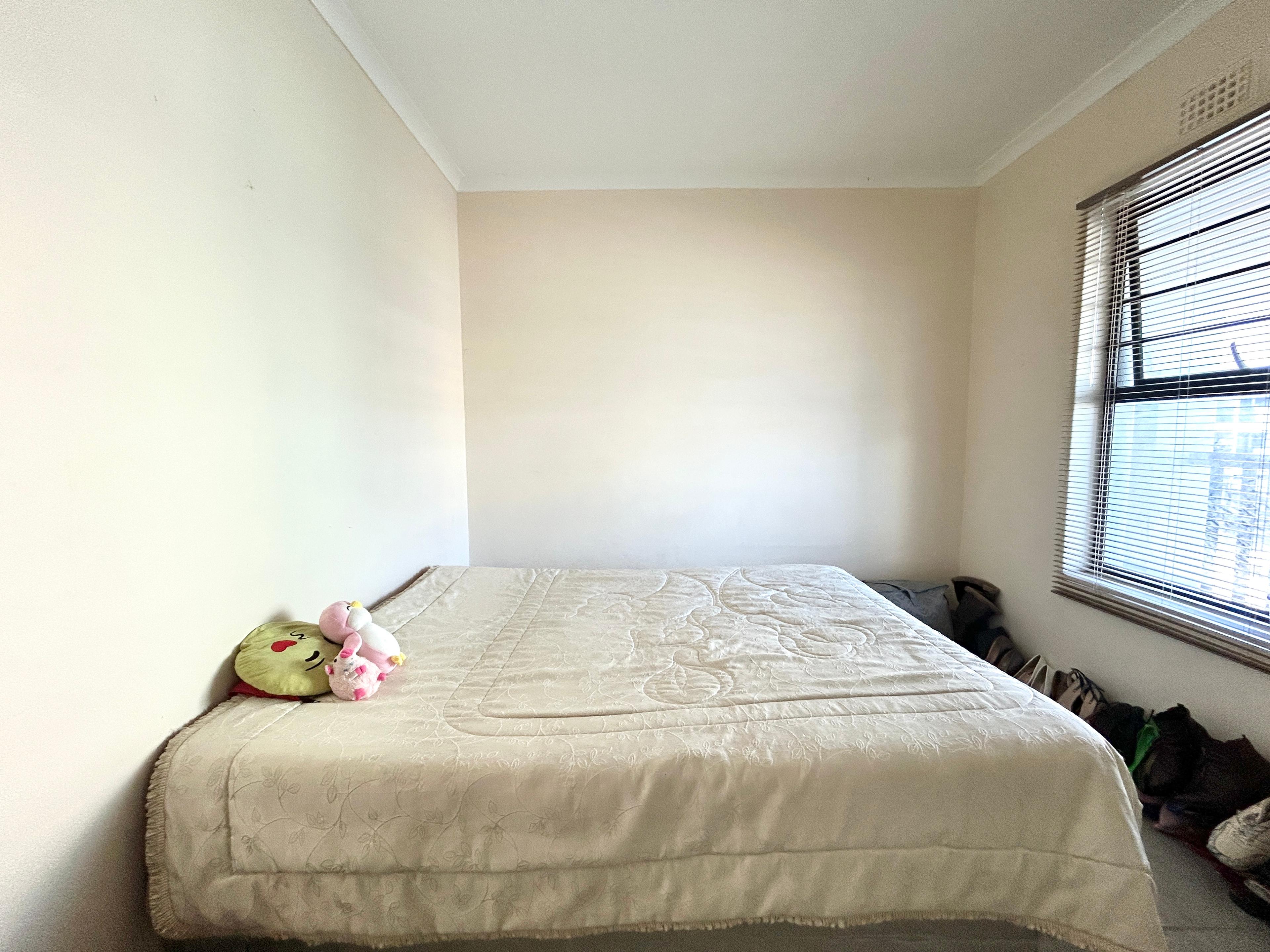 Image 5 of 6