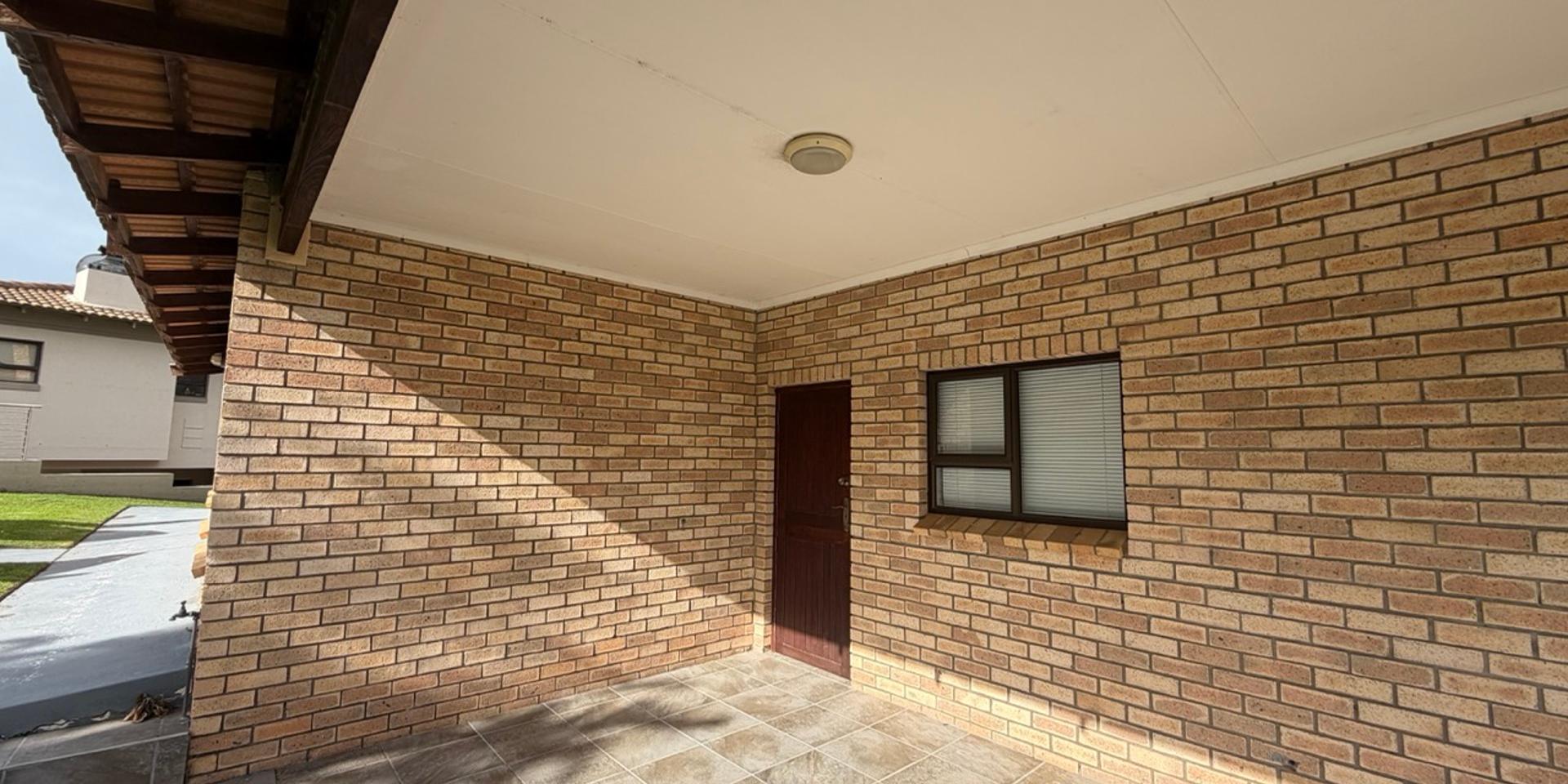 Image 3 of 6