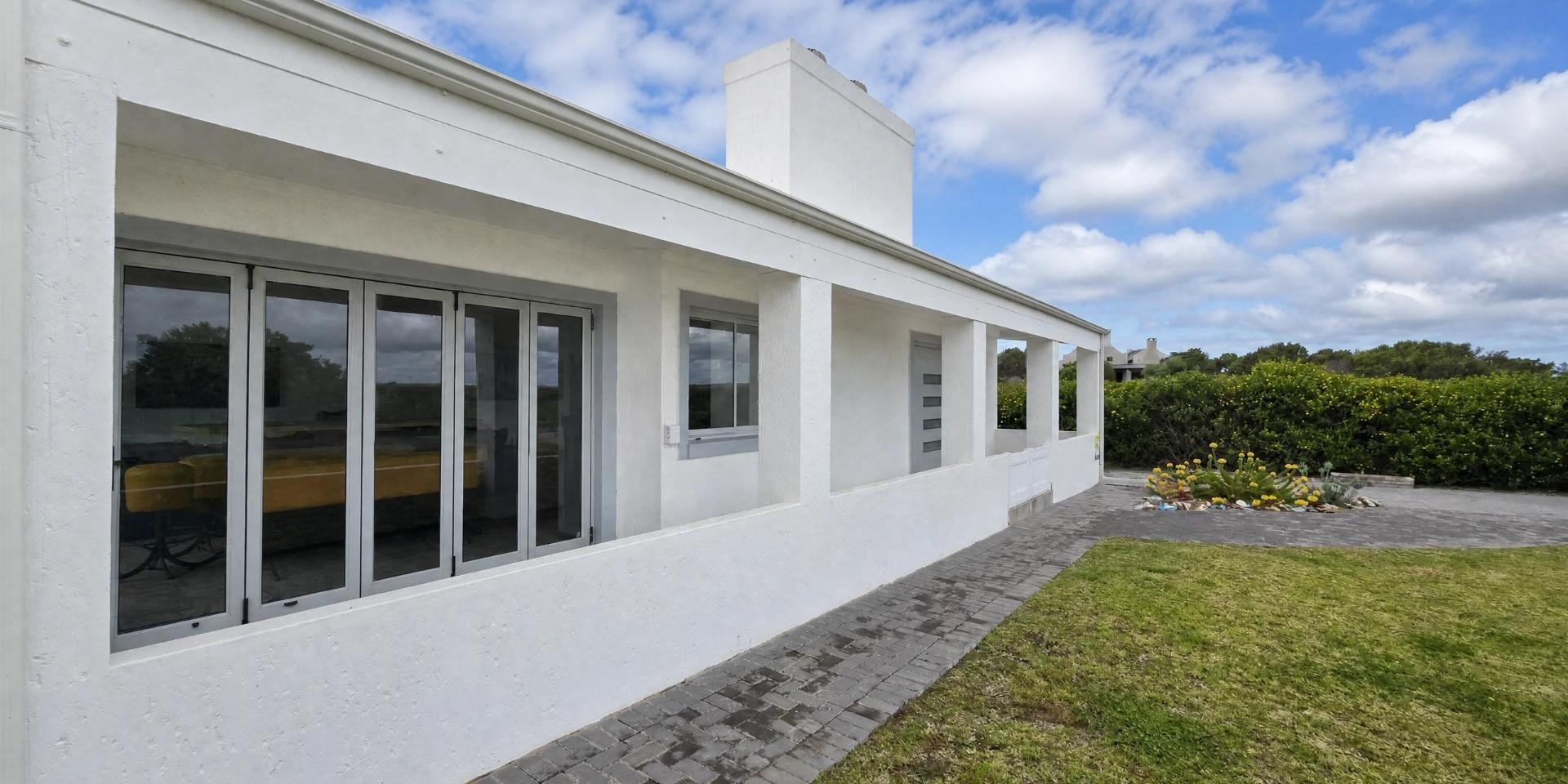 Image 3 of 6