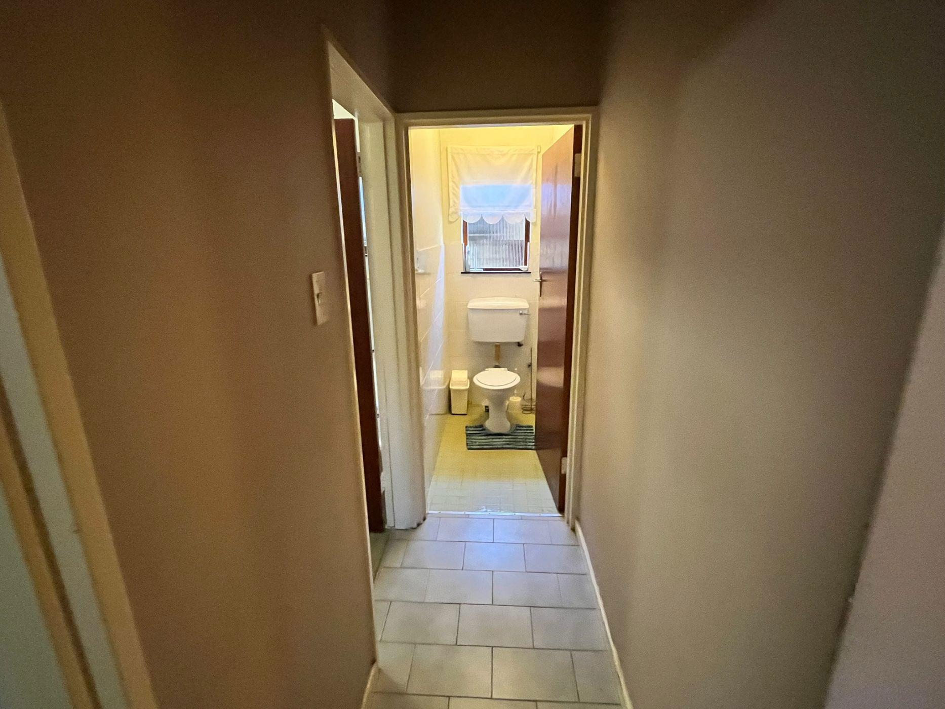 Image 5 of 6