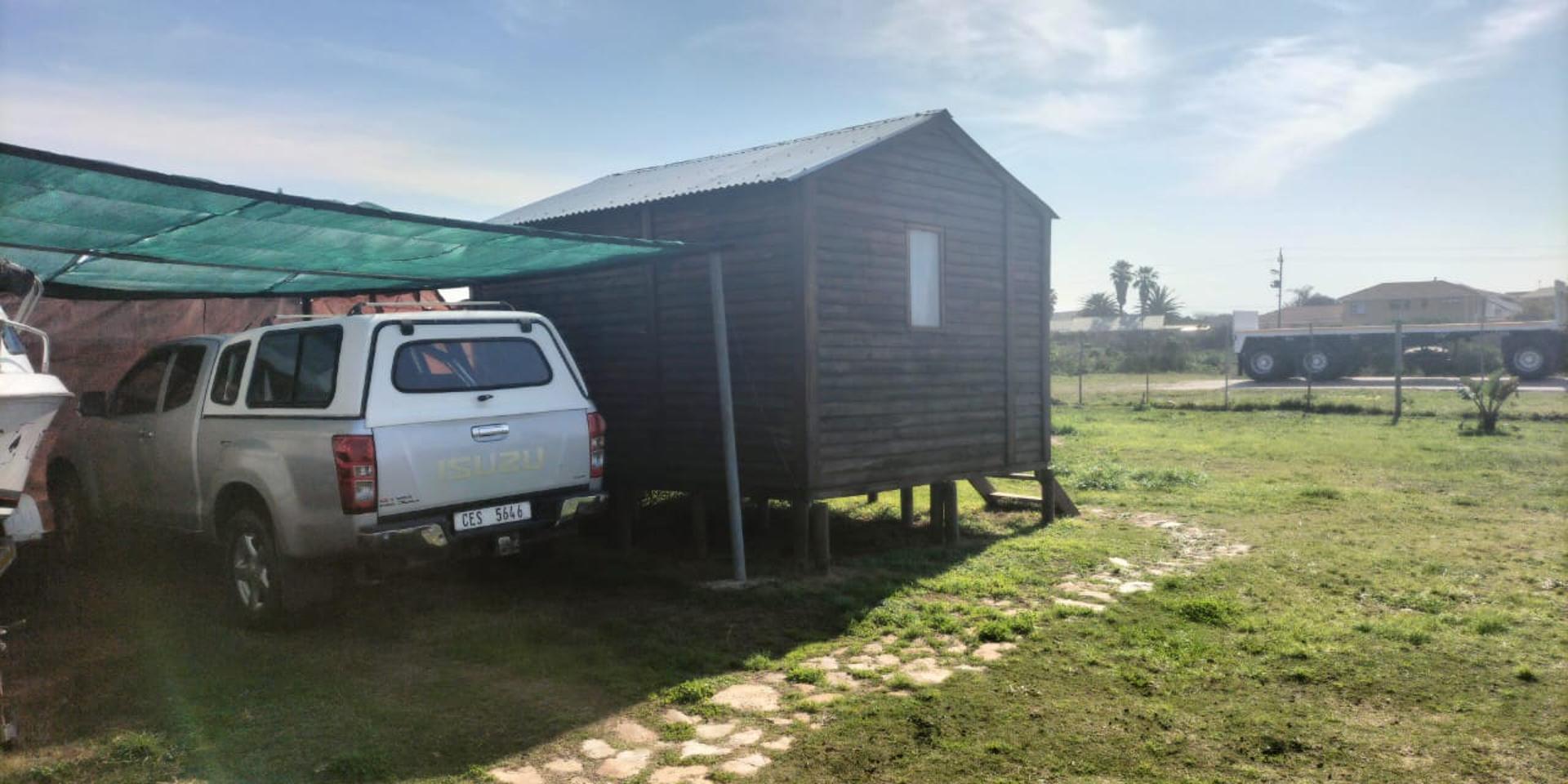 Image 2 of 6