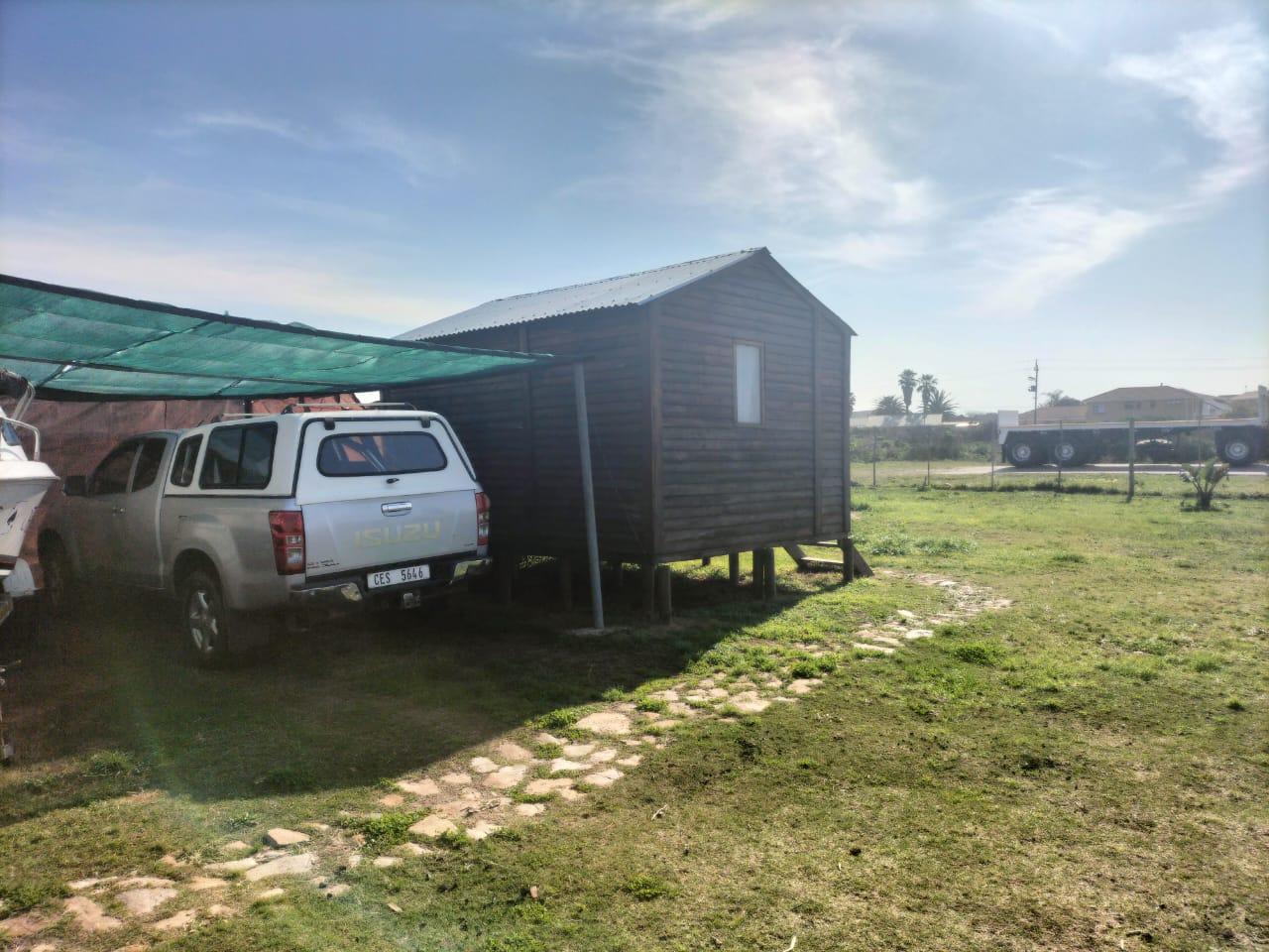 Image 2 of 6