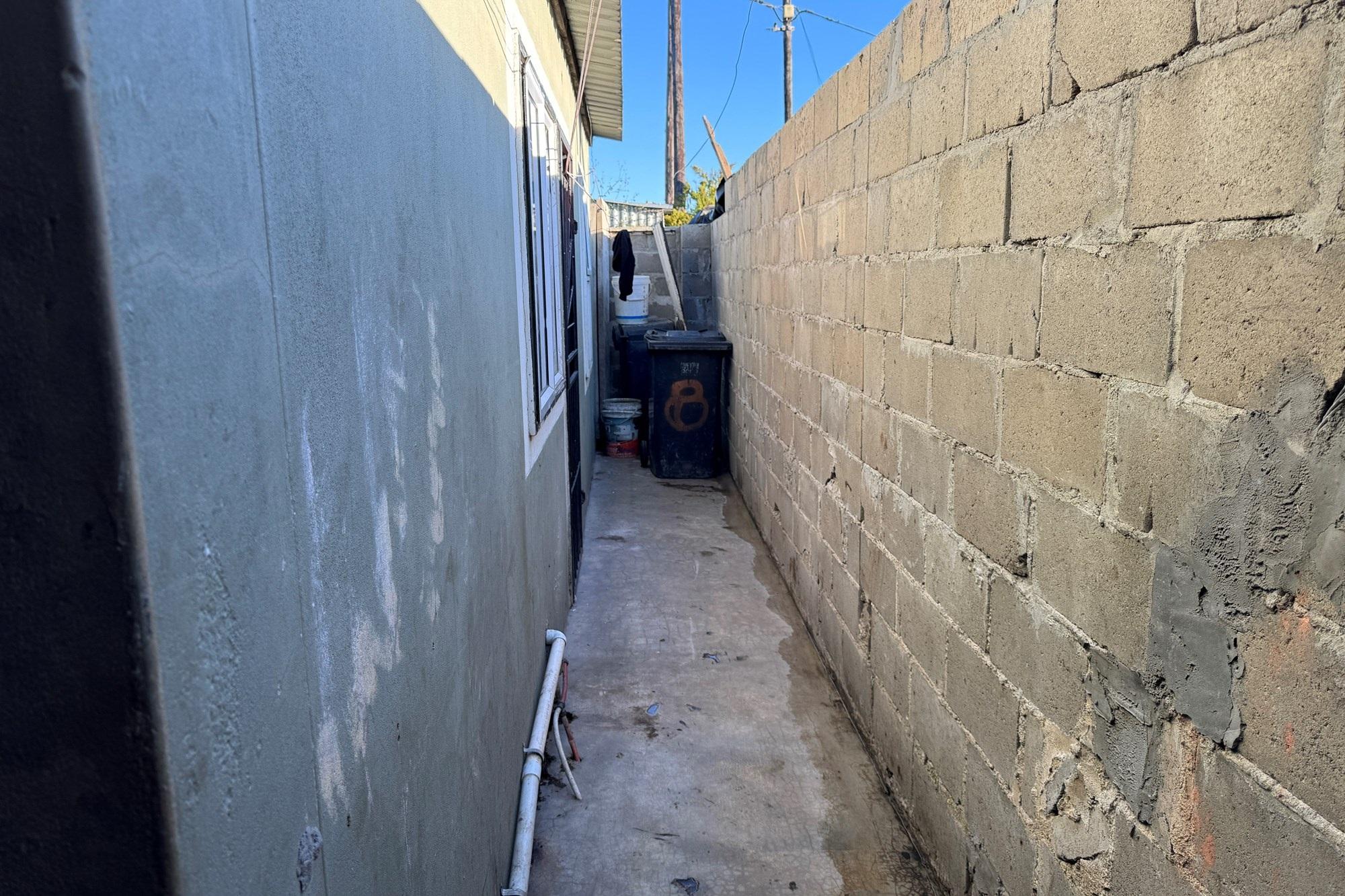 Image 12