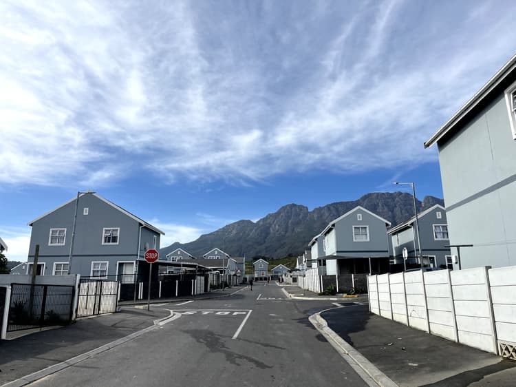 Main property image