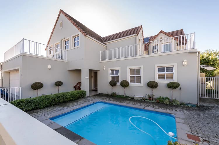 Main property image