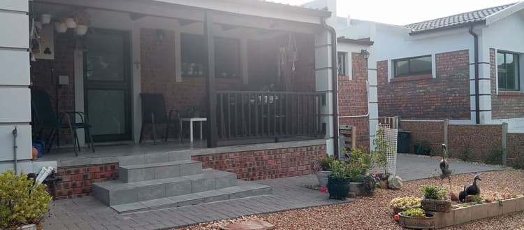 Main property image