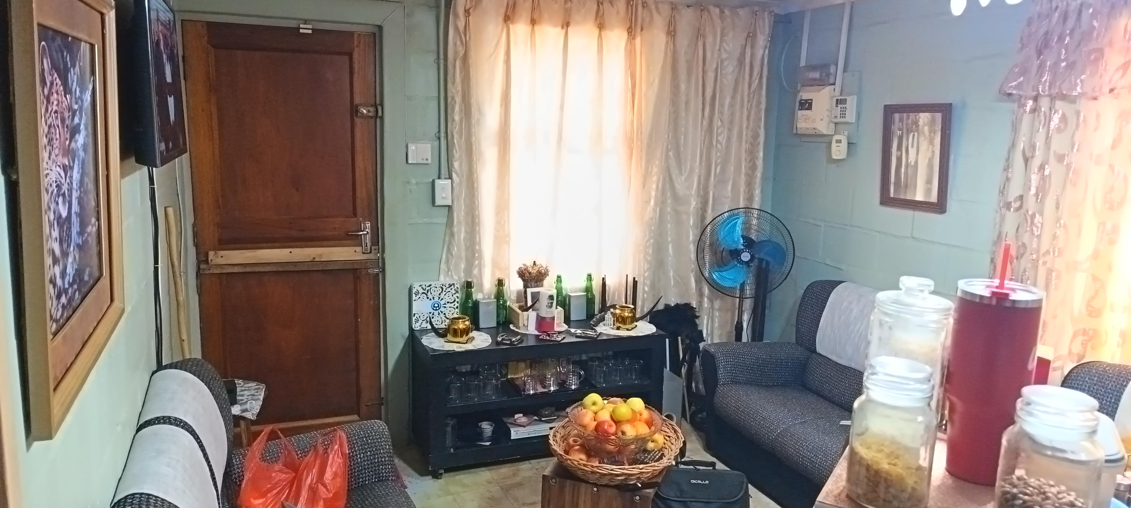 Image 4 of 6