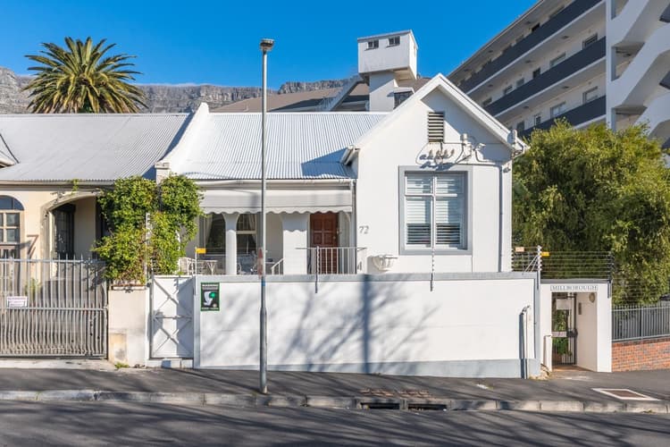 Main property image
