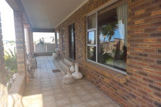 Image 3 of 6