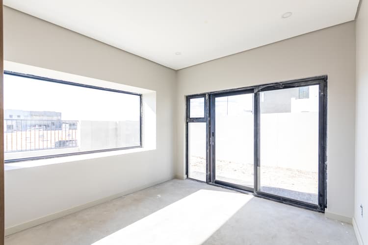 Main property image
