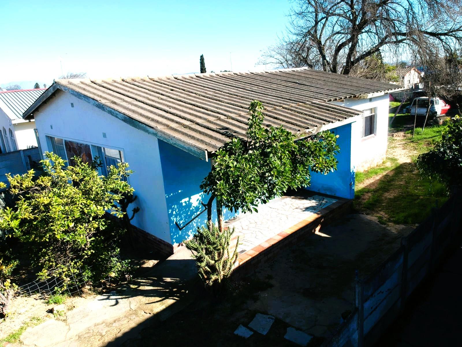 Image 2 of 6