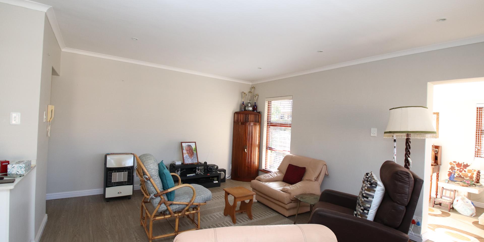 Image 5 of 6