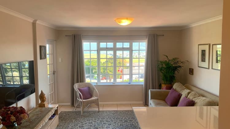 Main property image