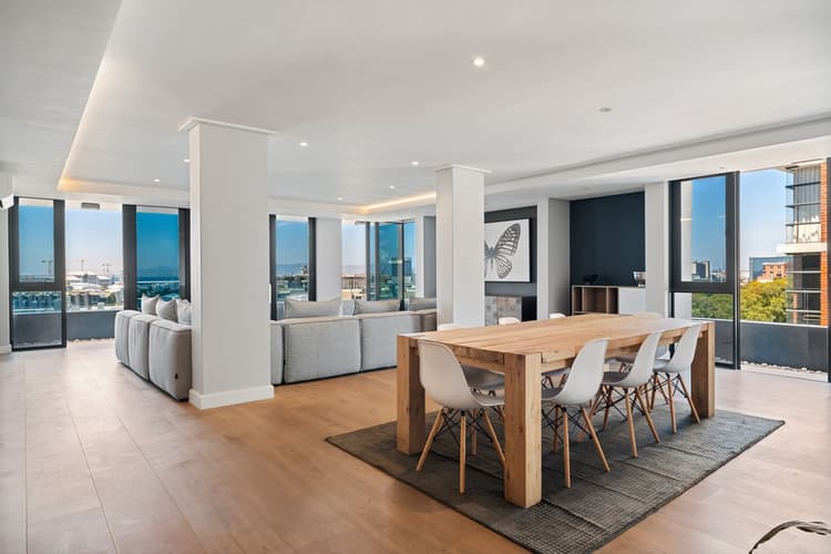 Main property image