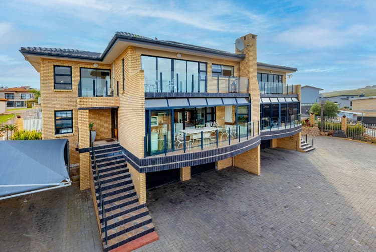 Main property image