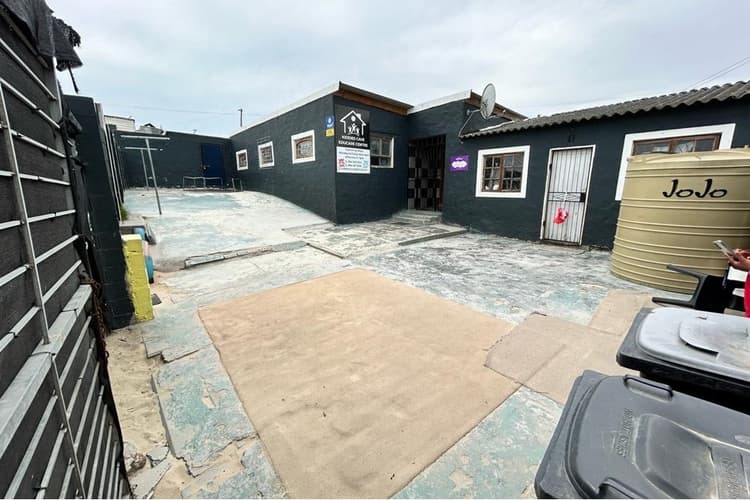 Main property image