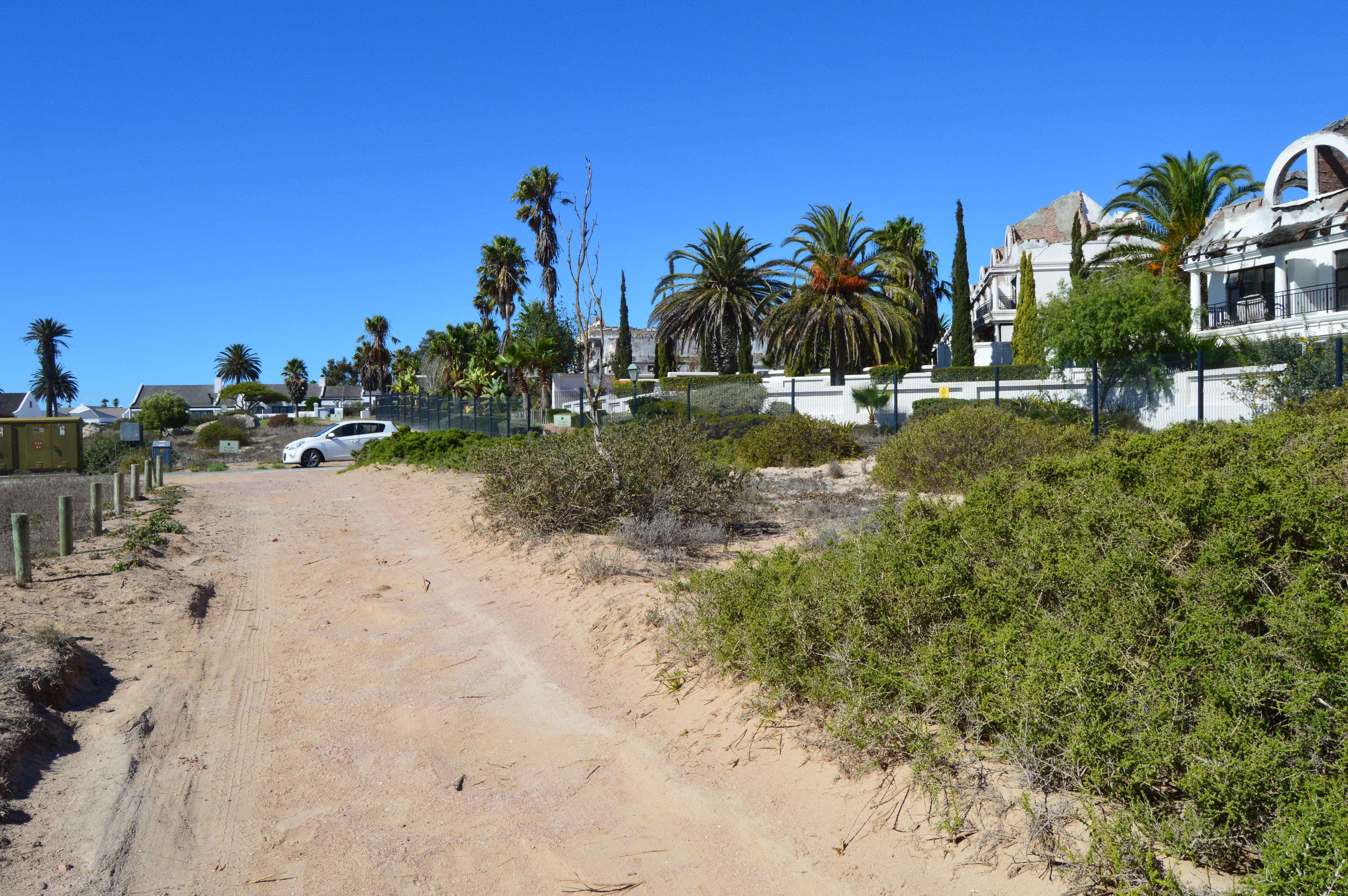 Image 4 of 6
