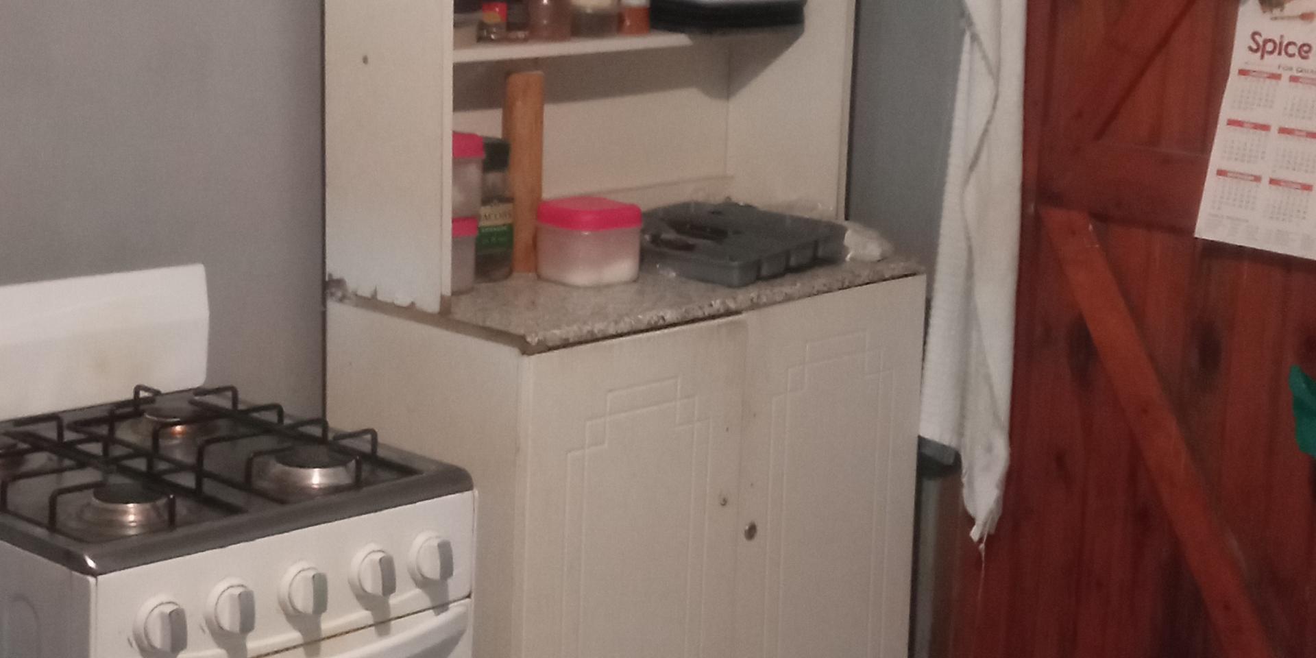 Image 5 of 6