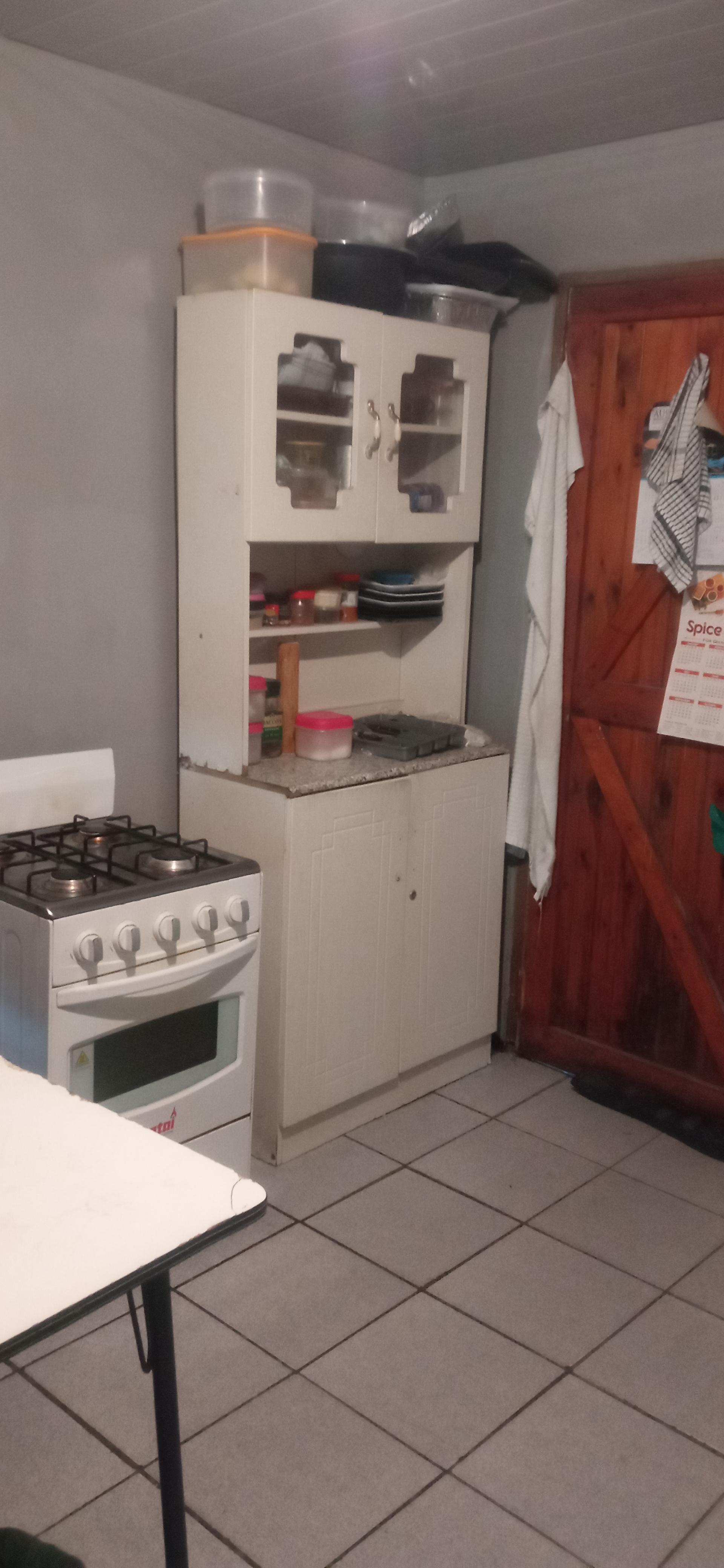 Image 5 of 6