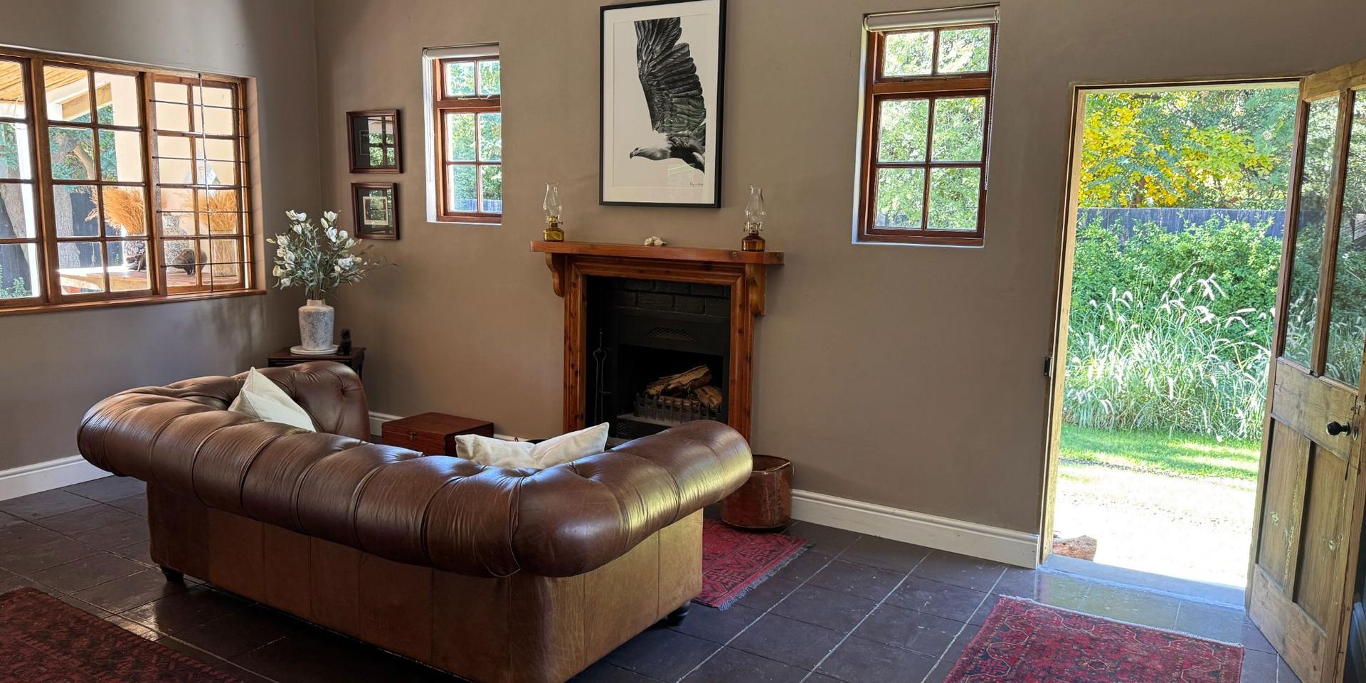 Image 4 of 6