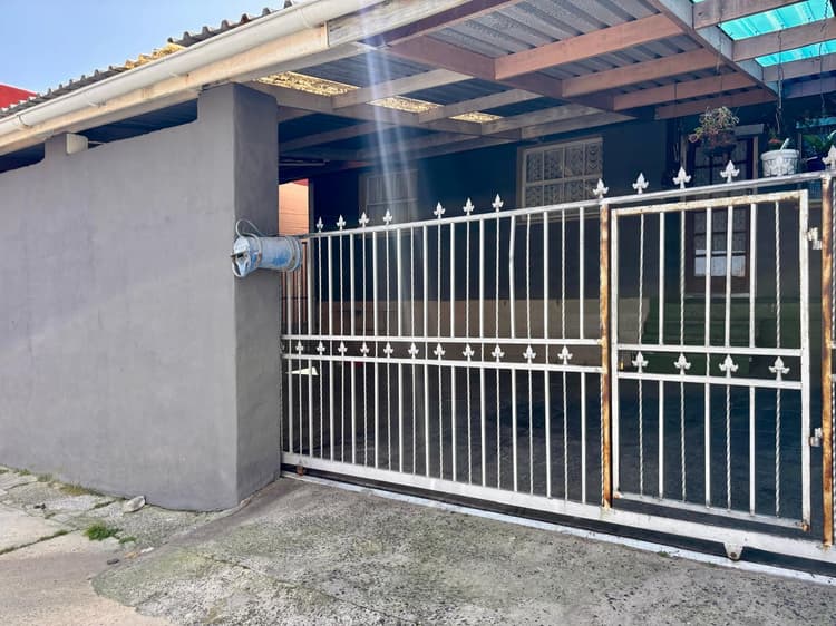 Main property image
