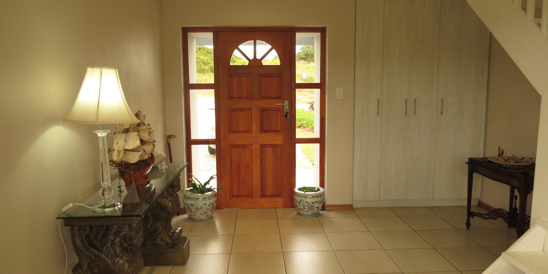 Image 3 of 6